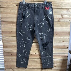 Black Ankle Cropped Jeans with Distressed Star Pattern